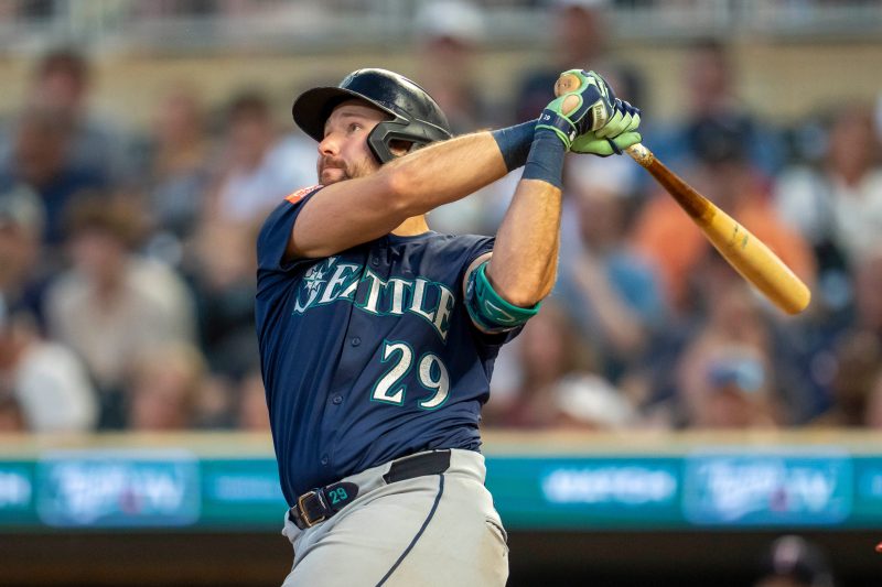 Who is participating in 2025 Home Run Derby in Atlanta?